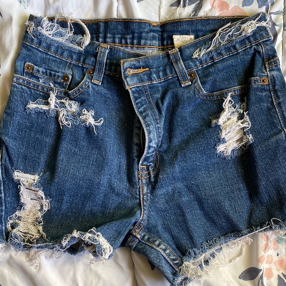 Distressed shorts
